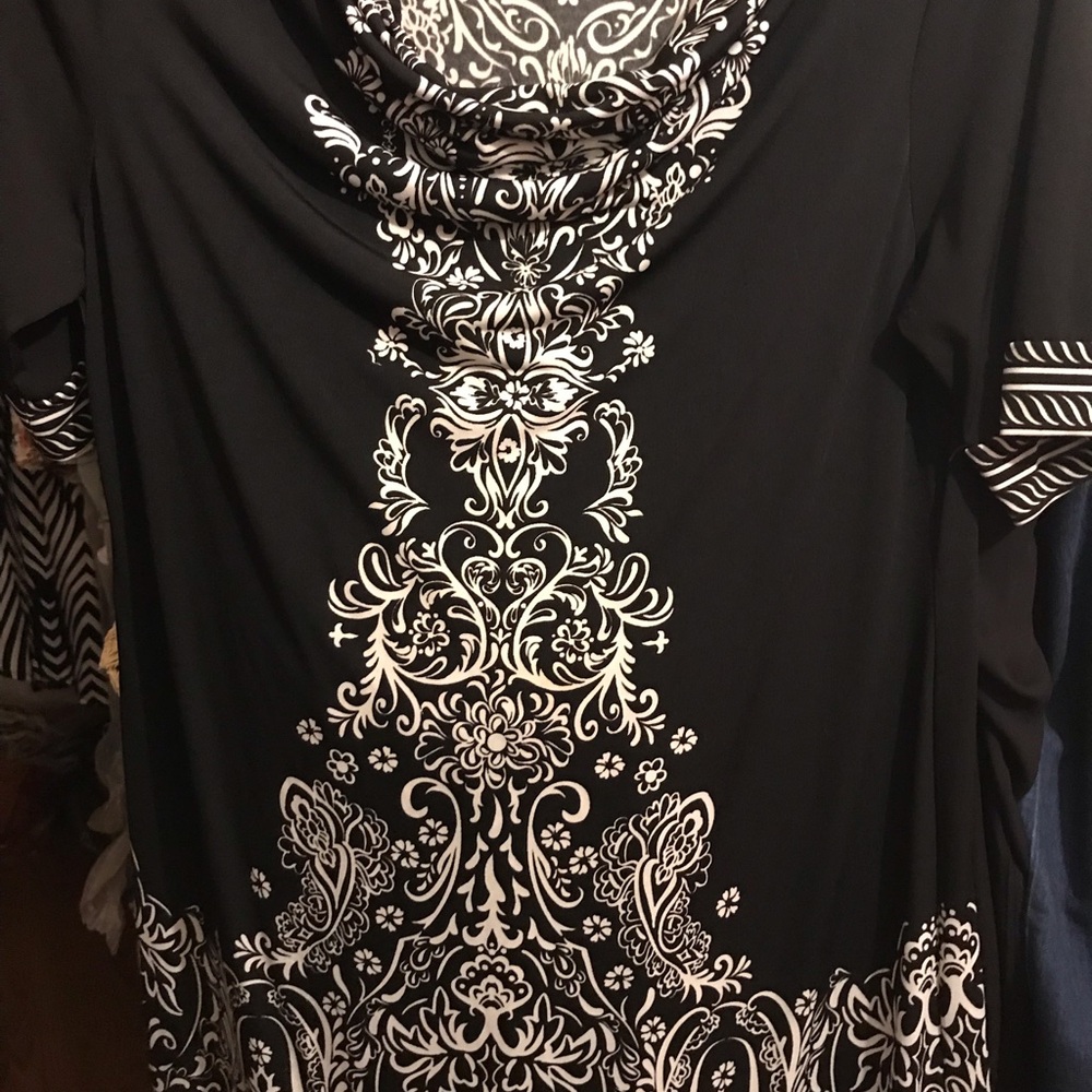 Elegant Black and White Women's Top